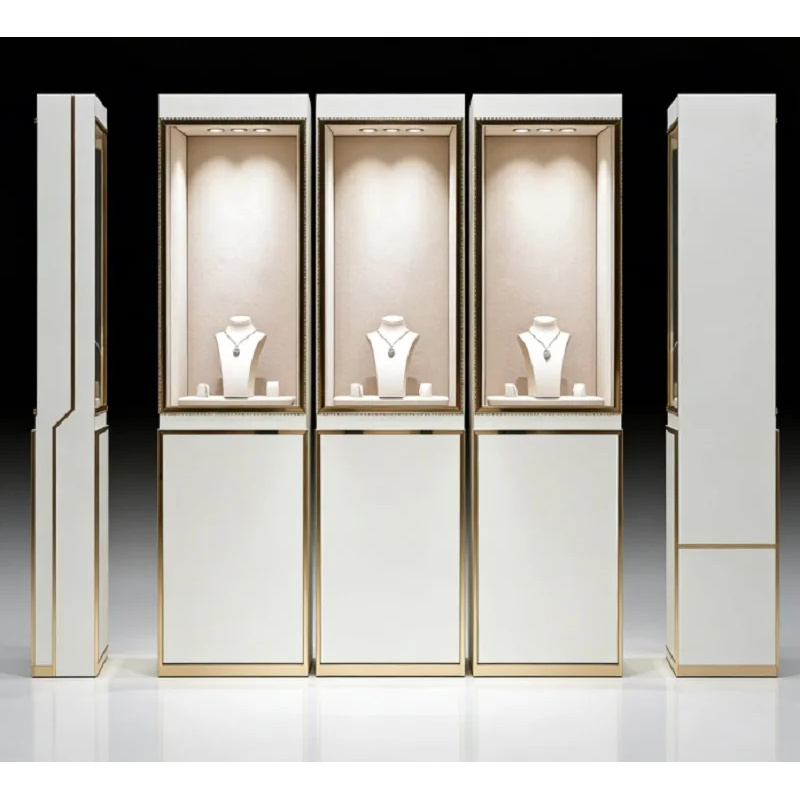 custom.Luxury White Tall Jewel - Luxury Watch Boutique recension och pris