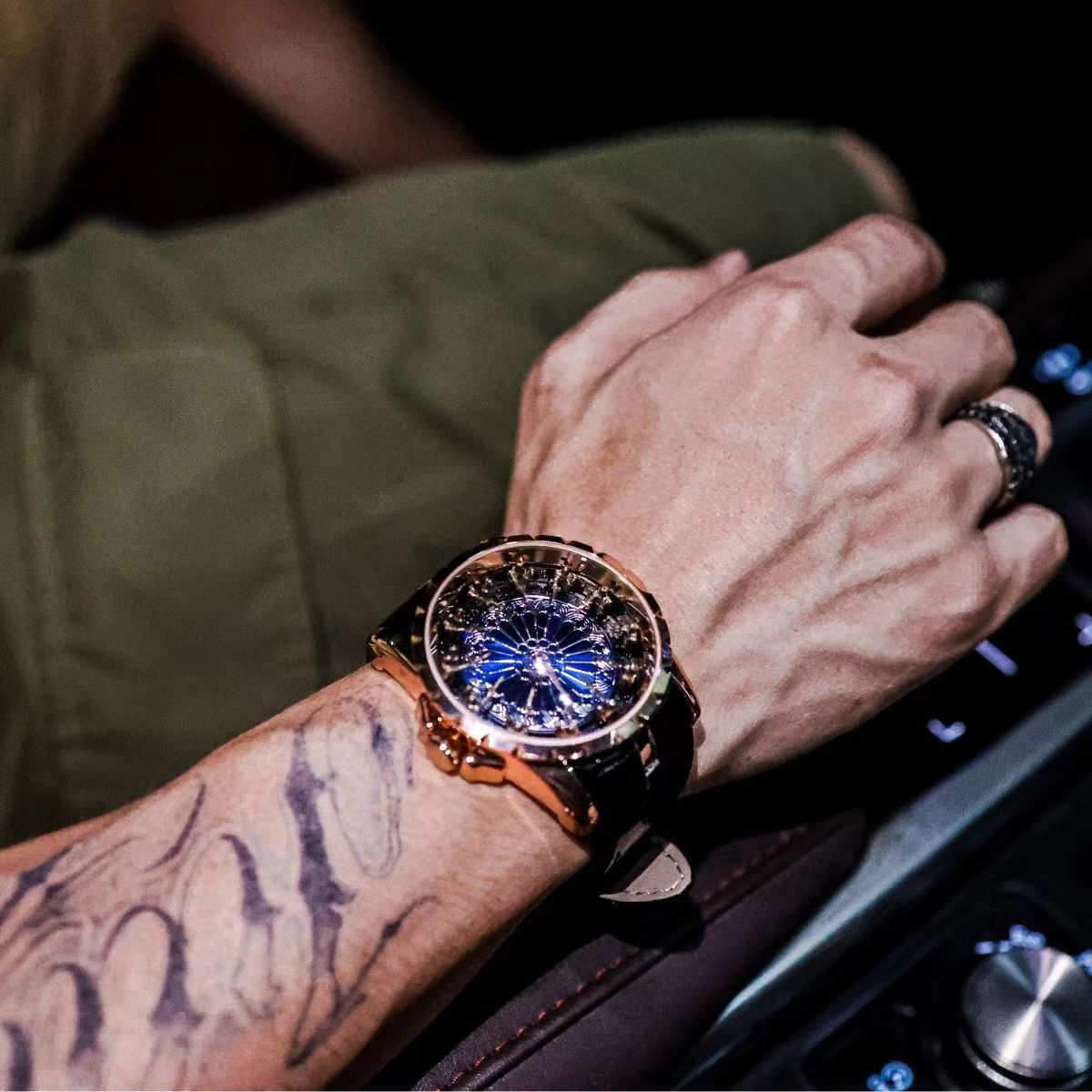Top-Tier Luxury and Elegant Me - Luxury Watch Brand Tier recension och pris